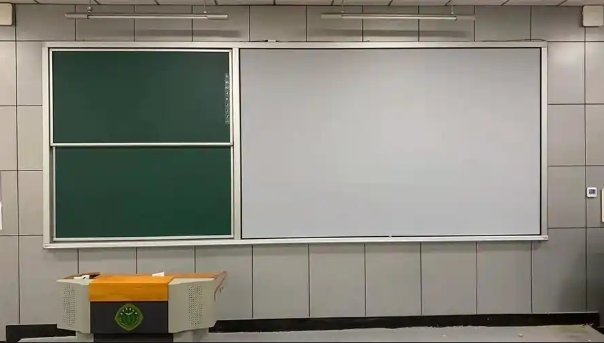 如何維護清潔互聯黑板